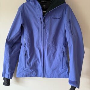 Norrona Women's Lofoten Gore-Tex Insulated Jacket